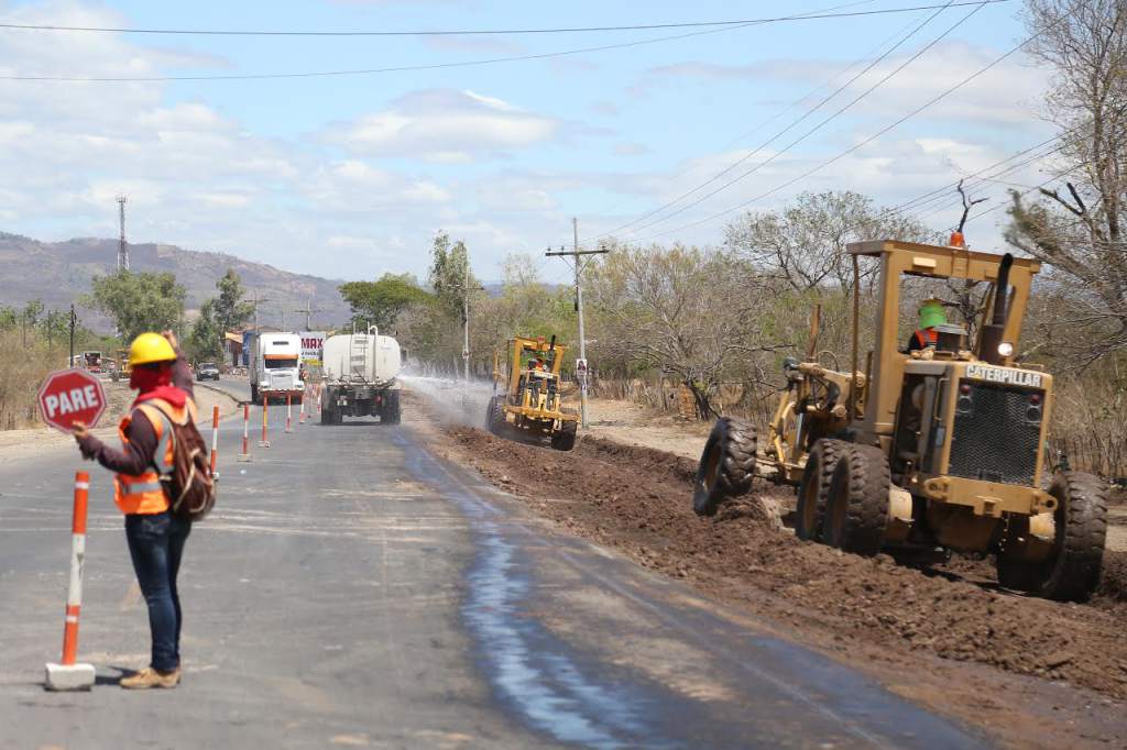 INSEP anuncia reparación y mantenimiento de carreteras para el desplazamiento seguro de vacacionistas.