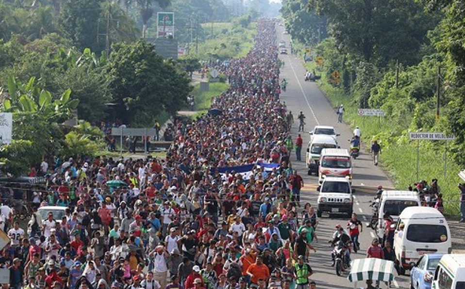 Una nueva caravana migrante avanza desde el sur de México