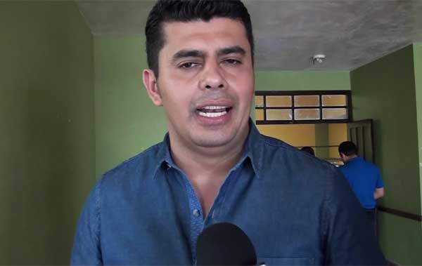 Dirigencia magisterial propone reajuste salarial para los próximos tres años