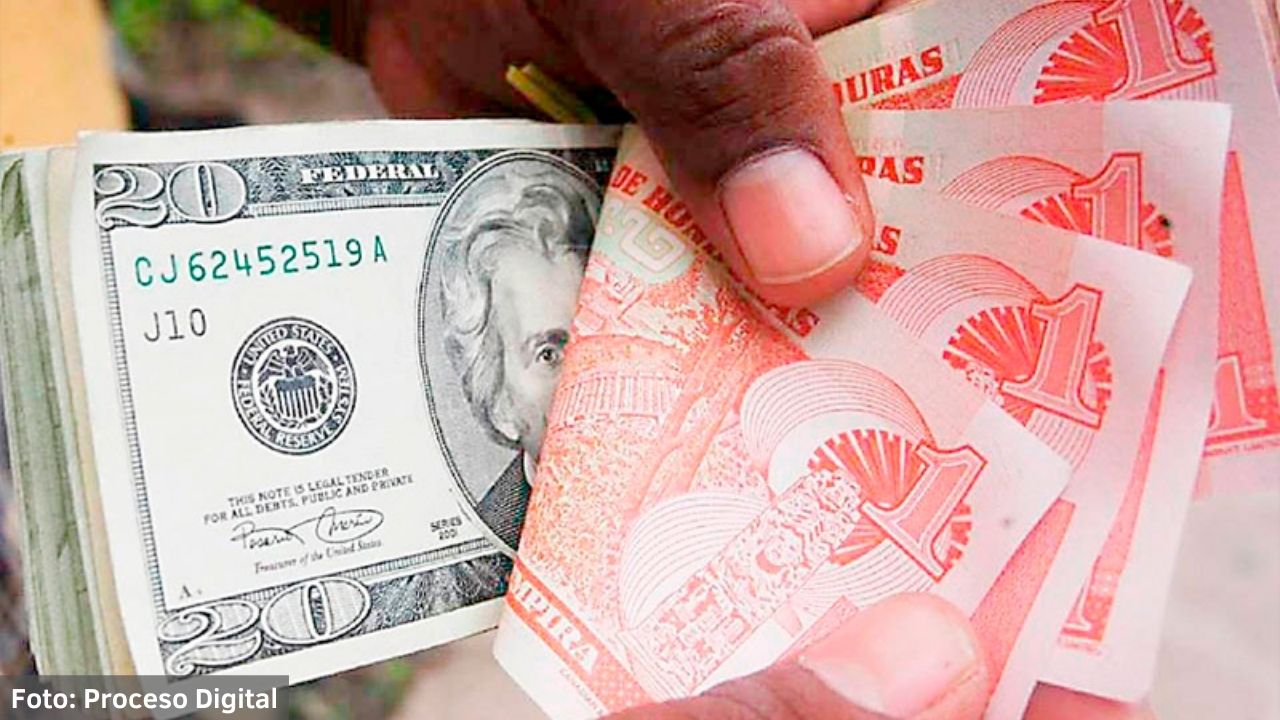 Economista del Fosdeh: Entre $7,000 y 7,500 millones recibiremos este año por concepto de remesas Economista del Fosdeh: Entre $7,000 y 7,500 millones recibiremos este año por concepto de remesas