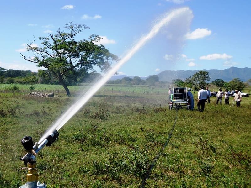Gobierno entrega 545 sistemas de riego por goteo a productores Gobierno entrega 545 sistemas de riego por goteo a productores