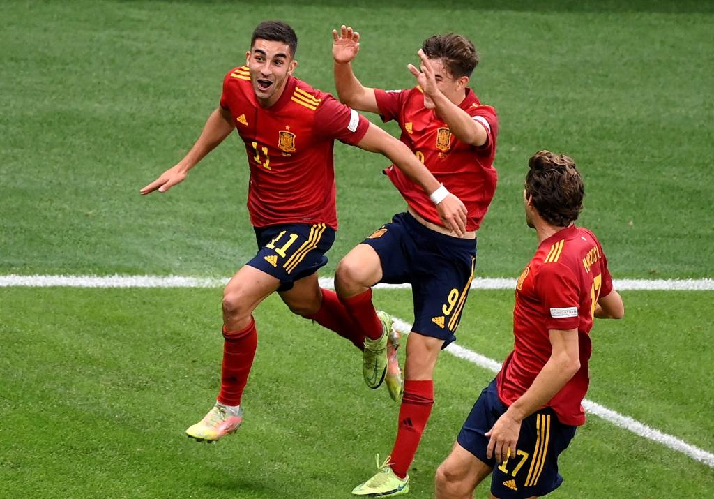 España terminó con el histórico récord de Italia y clasificó a la final de la UEFA Nations League