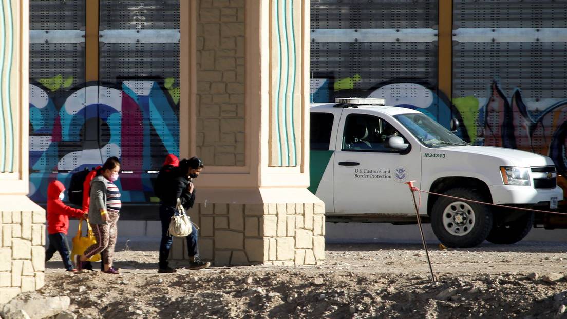 Revelan más de 160 casos de abusos policiales, agresiones sexuales y malos tratos a solicitantes de asilo en EE.UU. Revelan más de 160 casos de abusos policiales, agresiones sexuales y malos tratos a solicitantes de asilo en EE.UU.