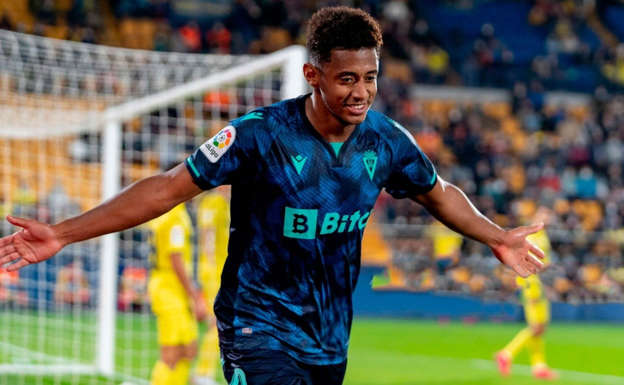 El “Choco” Lozano en la mira del Valencia, Sevilla y Betis