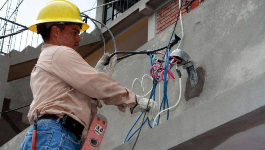 Más L. 20 millones en pérdidas energéticas se recuperaron con «Operación Tijera» Más L. 20 millones en pérdidas energéticas se recuperaron con «Operación Tijera»