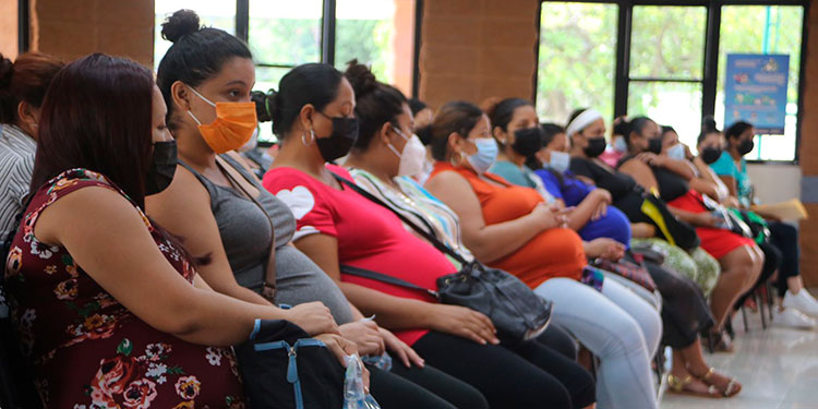 Nicaragua aplicará a embarazadas las vacunas Pfizer prestadas por Honduras Nicaragua aplicará a embarazadas las vacunas Pfizer prestadas por Honduras