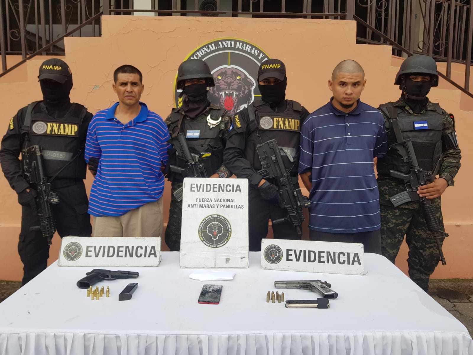 FNAMP capturan a dos miembros de la Pandilla 18 en la capital FNAMP capturan a dos miembros de la Pandilla 18 en la capital