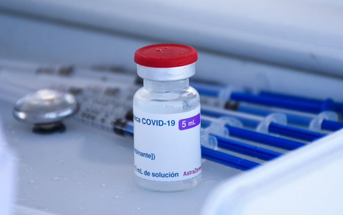 Fármaco de AstraZeneca reduce un 67% casos de Covid-19 grave o muerte en pacientes con 5 días de síntomas Fármaco de AstraZeneca reduce un 67% casos de Covid-19 grave o muerte en pacientes con 5 días de síntomas