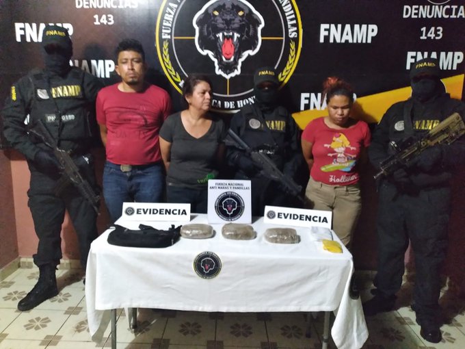 Capturan a tres personas vinculadas a la venta y distribución de drogas en San Lorenzo Capturan a tres personas vinculadas a la venta y distribución de drogas en San Lorenzo