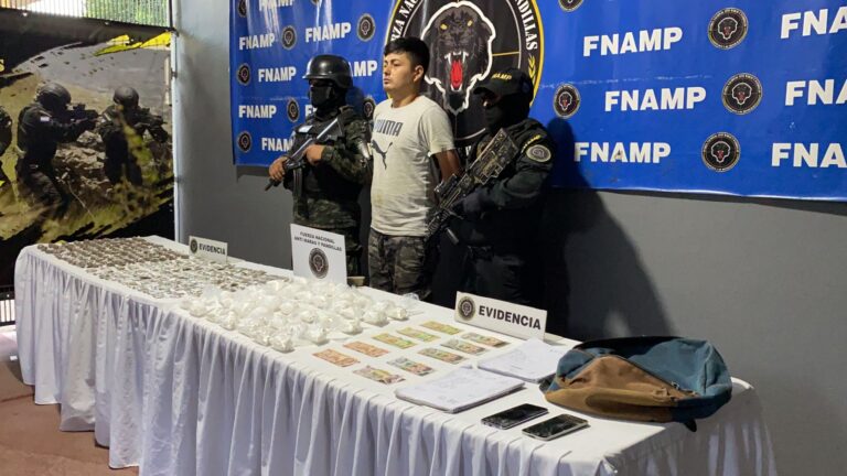Con droga valorada en más de 100 mil lempiras capturan a miembro de la MS-13 en San Pedro Sula Con droga valorada en más de 100 mil lempiras capturan a miembro de la MS-13 en San Pedro Sula