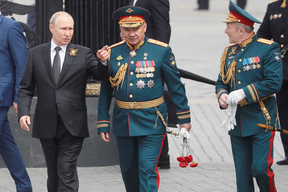 Rusia retira sus oficinas de OTAN y cerrará representaciones de la alianza militar occidental en Moscú Rusia retira sus oficinas de OTAN y cerrará representaciones de la alianza militar occidental en Moscú