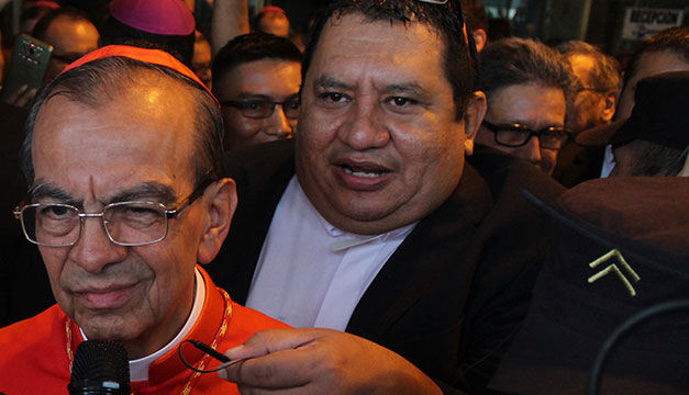 Alarma en la Iglesia Católica salvadoreña por muerte de al menos once sacerdotes por COVID-19