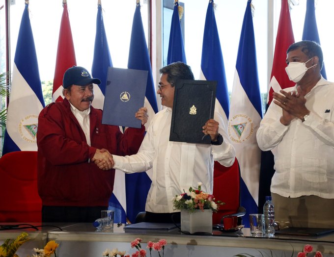 Honduras delimita fronteras con Nicaragua en el Mar Caribe y el Pacífico Honduras delimita fronteras con Nicaragua en el Mar Caribe y el Pacífico