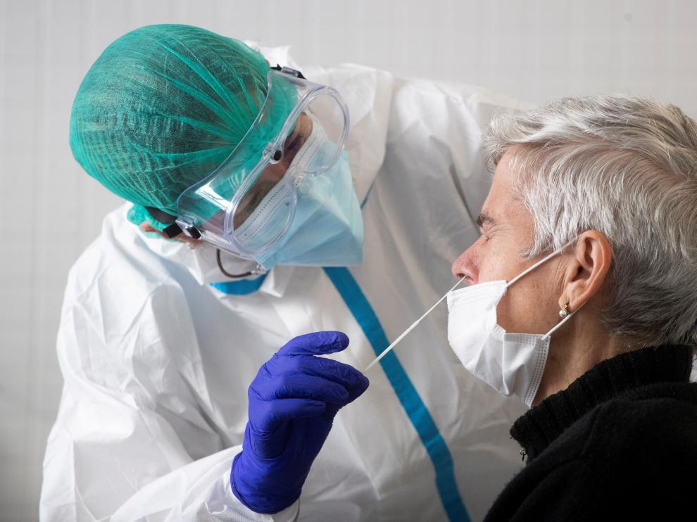 Francia dejará de pagar test PCR a no vacunados contra el coronavirus Francia dejará de pagar test PCR a no vacunados contra el coronavirus