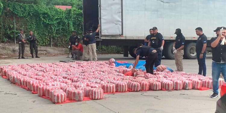Incautan cargamento de marihuana transportado en camión en El Progreso