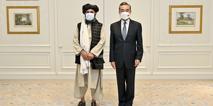 China cierra filas con los talibanes y busca ser el motor económico de sus planes en Afganistán China cierra filas con los talibanes y busca ser el motor económico de sus planes en Afganistán