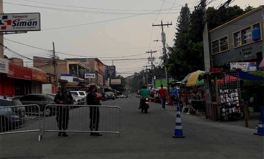 Para el Lunes anuncian intervención de la colonia Kennedy por altos casos de Covid-19 y dengue