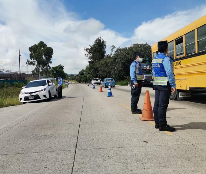 Unos 355 transportistas sancionados durante Feriado Morazánico Unos 355 transportistas sancionados durante Feriado Morazánico
