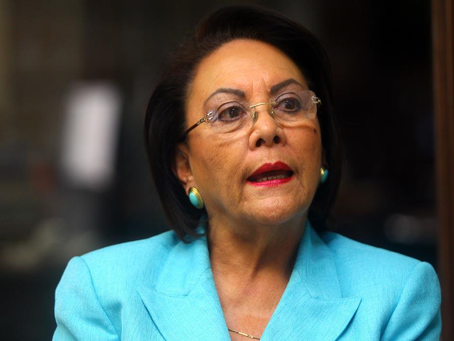 Fallece Nora Gúnera de Melgar, ex-candidata presidencial y ex-primera dama de Honduras. Fallece Nora Gúnera de Melgar, ex-candidata presidencial y ex-primera dama de Honduras.