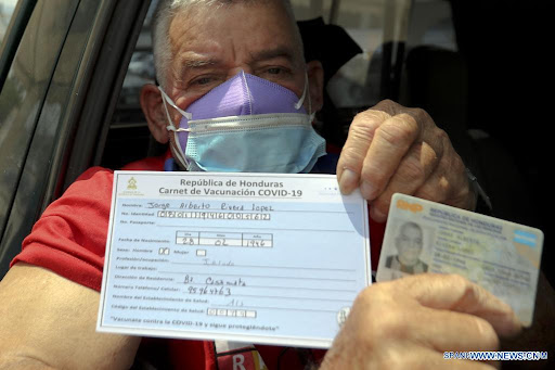 Toque de queda será sustituido por el carnet de vacunación