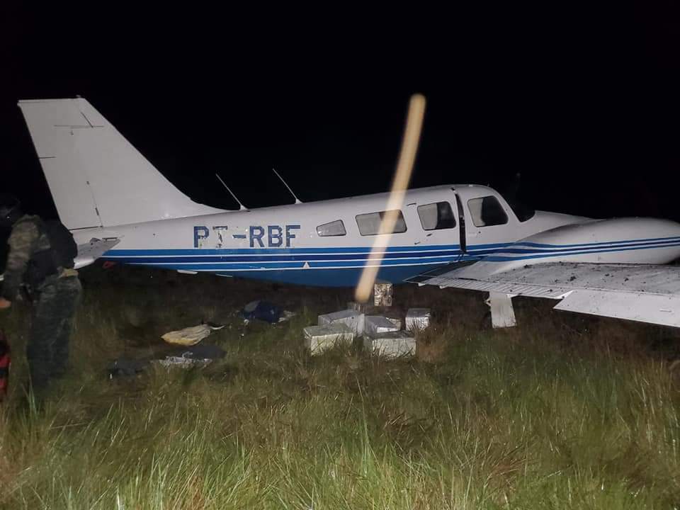 Gracias a Dios: FFAA asegura droga y narcoavioneta en Brus Laguna Gracias a Dios: FFAA asegura droga y narcoavioneta en Brus Laguna