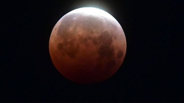 Eclipse lunar tendrá lugar la madrugada de este viernes
