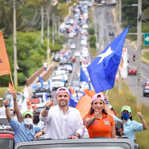 Nacionalista realizan masiva caravana en la capital