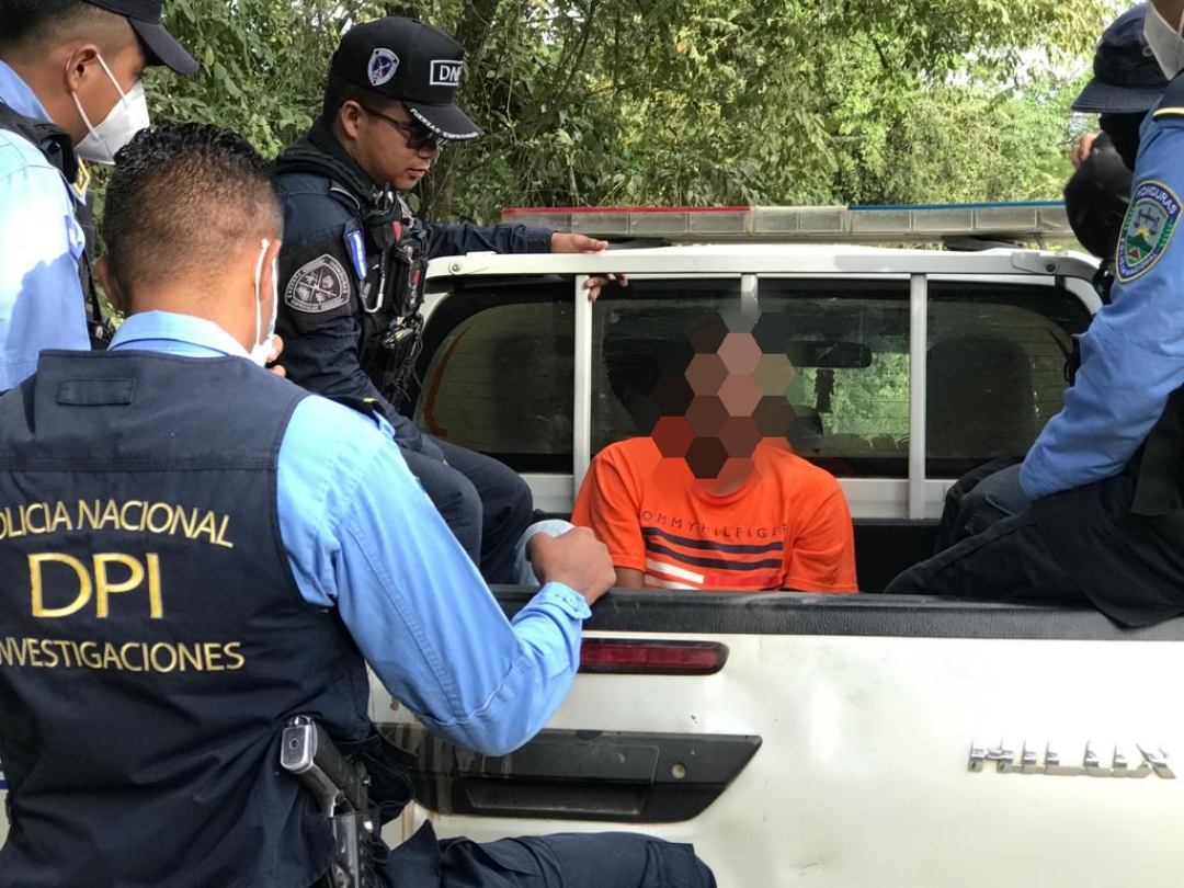 Capturan a hombre por abuso sexual de una menor de 11 años en Olancho Capturan a hombre por abuso sexual de una menor de 11 años en Olancho