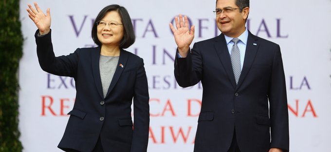 Presidente Hernández llega a Taiwán para una visita de tres días Presidente Hernández llega a Taiwán para una visita de tres días