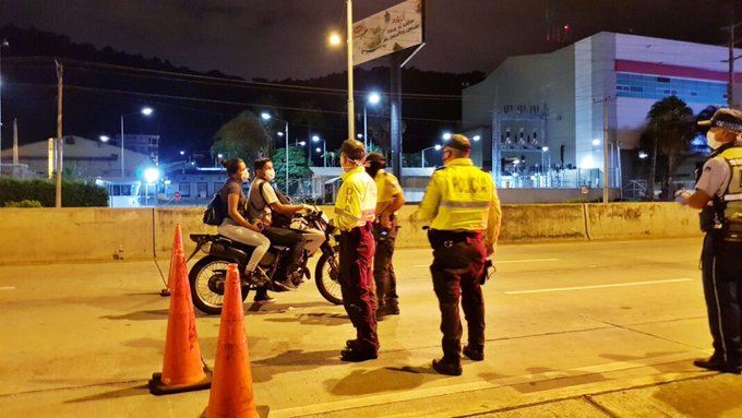 Ecuador renueva el estado de excepción por 30 días adicionales.