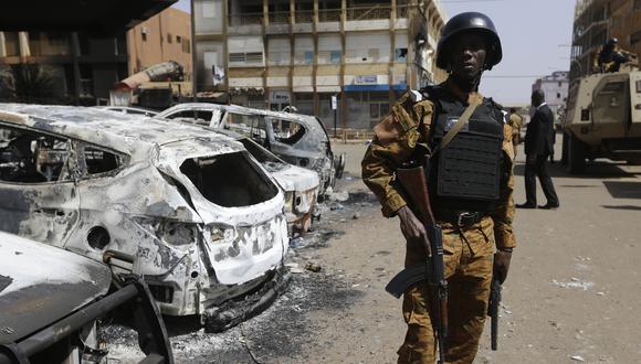 Al menos 20 muertos en un ataque terrorista en Burkina Faso Al menos 20 muertos en un ataque terrorista en Burkina Faso