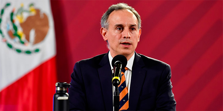 Alto funcionario de salud de Mexico minimiza riesgos de la variante Ómicron