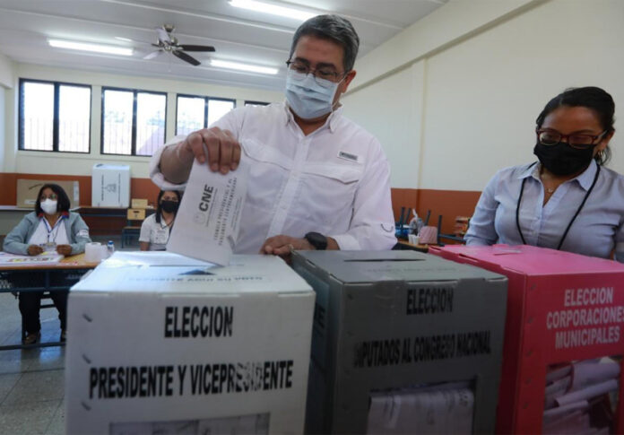 Presidente Hernández:   Todos debemos salir a votar y esperar los resultados con calma