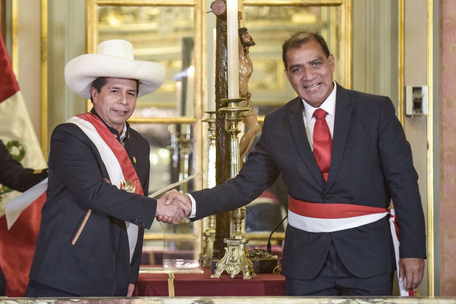 Presidente de Perú acepta renuncia de Luis Barranzuela, el noveno ministro saliente en menos de 100 días Presidente de Perú acepta renuncia de Luis Barranzuela, el noveno ministro saliente en menos de 100 días