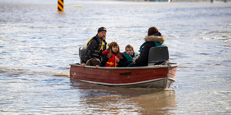 Tormenta deja daños devastadores en EEUU y Canadá