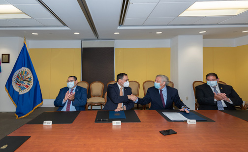 Mision observadora de la OEA felicita a Honduras por las elecciones y presenta informe Mision observadora de la OEA felicita a Honduras por las elecciones y presenta informe