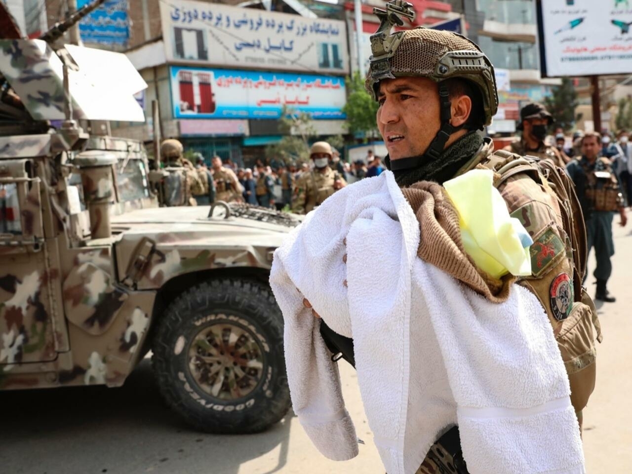 Un comando del ISIS atacó un hospital militar en Kabul: al menos 25 muertos y 40 heridos