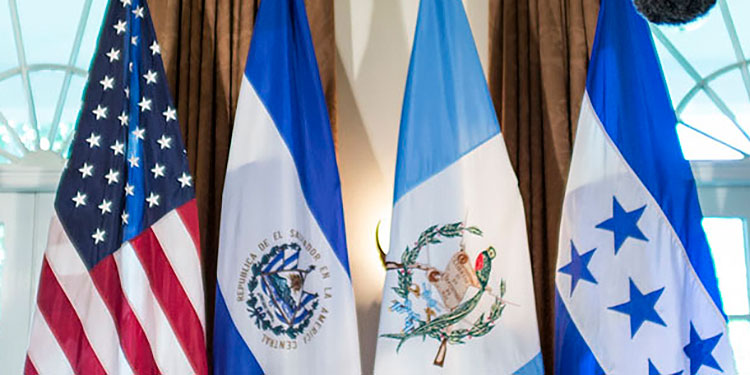 EEUU da 300 millones de dólares a organizaciones de países del Triángulo Norte EEUU da 300 millones de dólares a organizaciones de países del Triángulo Norte