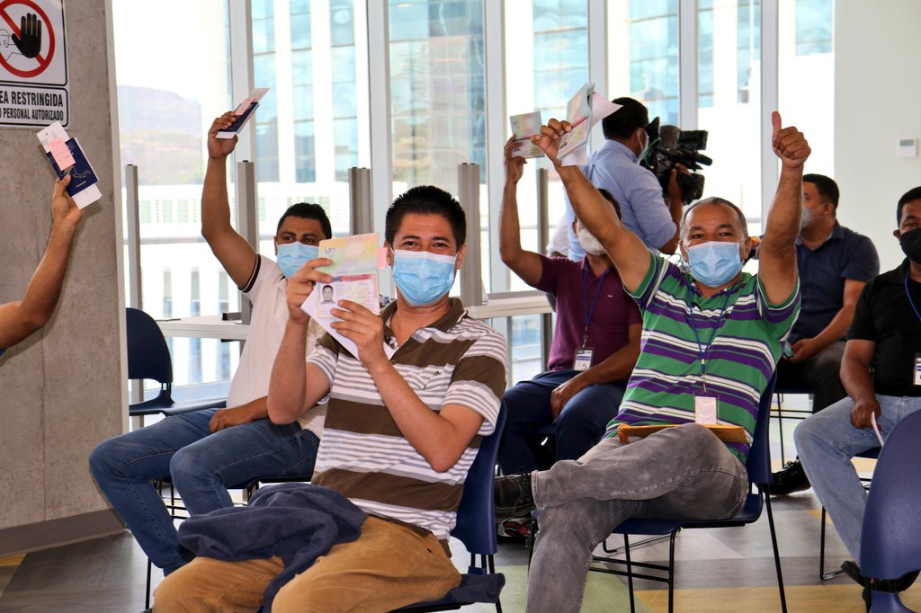 El próximo mes 350 hondureños saldrán al exterior con visas temporales de trabajo