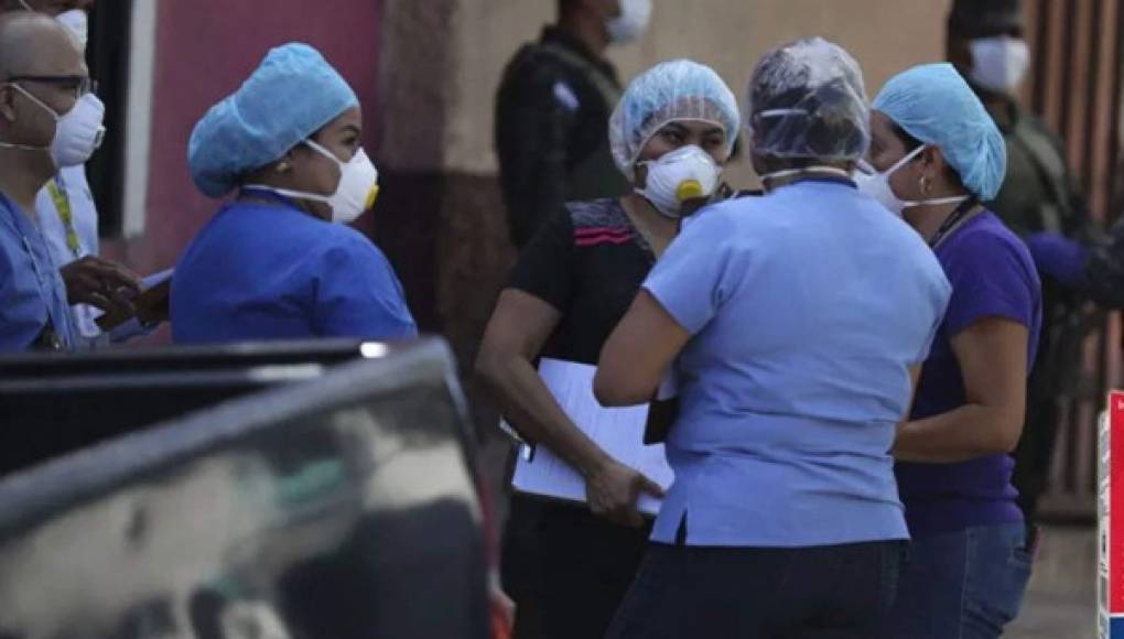 CMH critica contratación de personal administrativo y no de salud CMH critica contratación de personal administrativo y no de salud