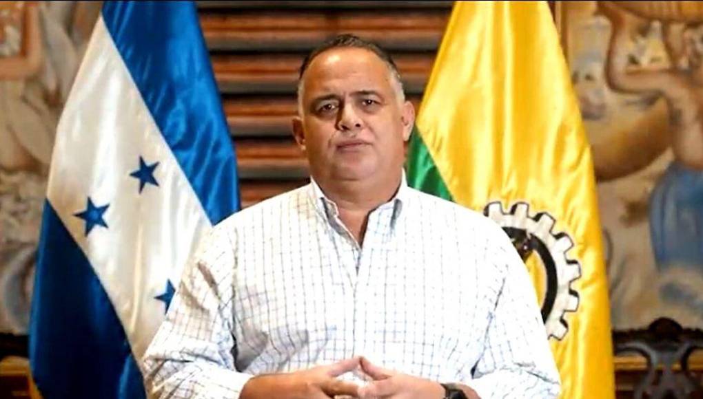 Armando Calidonio reconoce derrota y acepta resultados del CNE