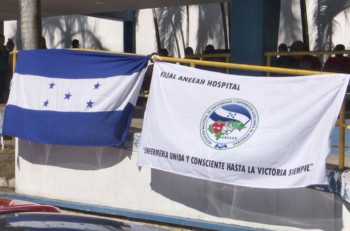 En paro de labores las enfermeras auxiliares a nivel nacional