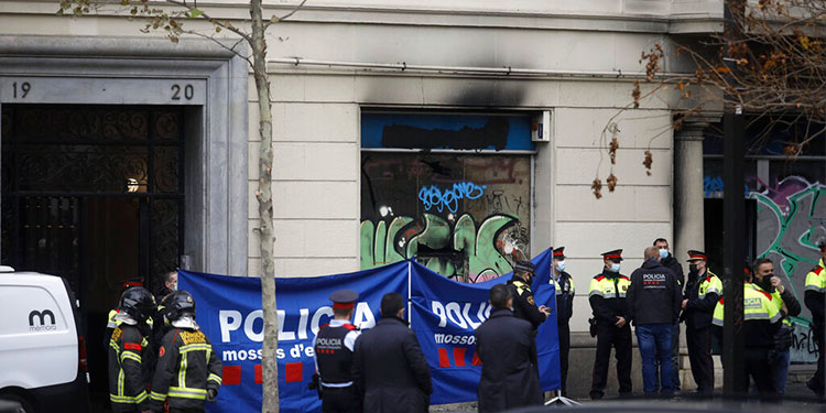 Incendio en Barcelona, España deja cuatro fallecidos entre ellos dos niños Incendio en Barcelona, España deja cuatro fallecidos entre ellos dos niños