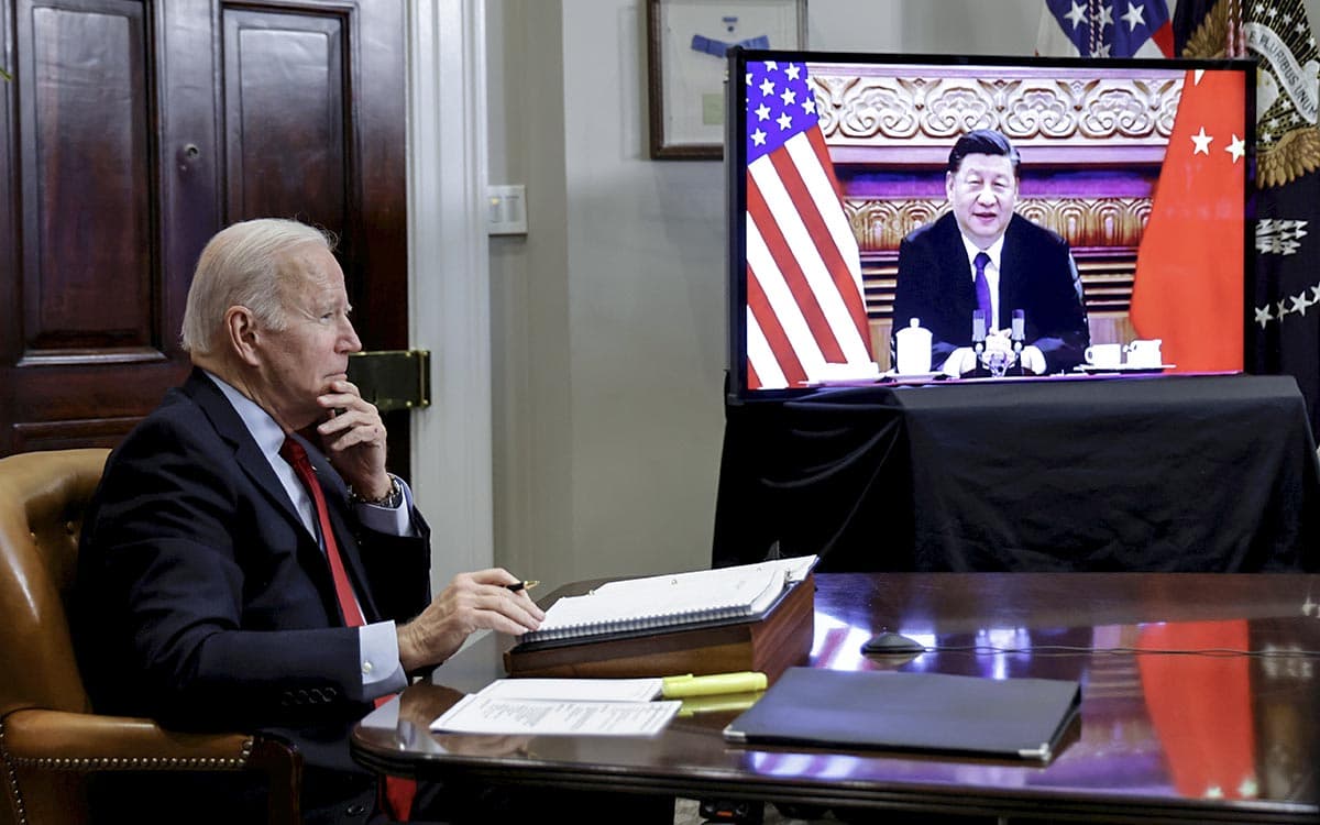 Xi Jinping advierte a Biden que respaldar a Taiwán es ‘jugar con fuego’