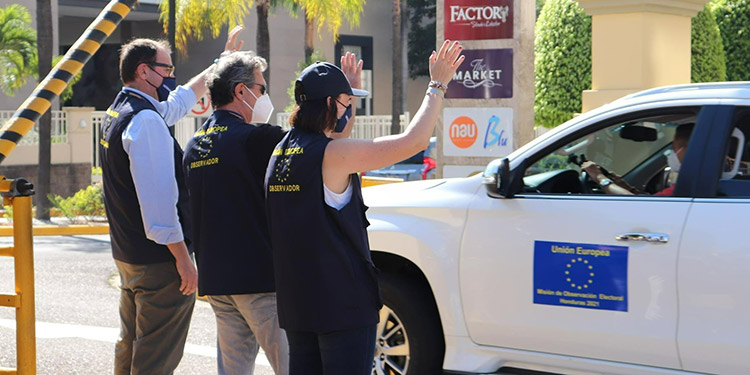 Observadores de la UE se desplazan por todo Honduras de cara a elecciones