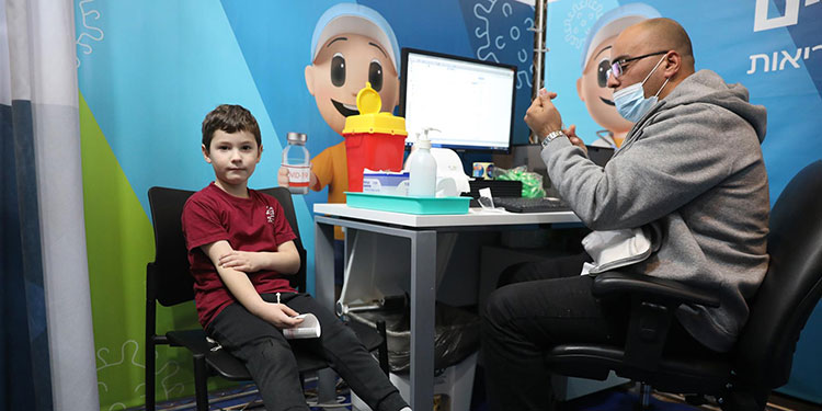 OMS: Vacunar a niños contra la Covid-19 es beneficioso pero poco urgente