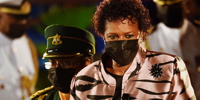 Barbados se despidió del mandato de la reina Isabel II y se convirtió oficialmente en una república