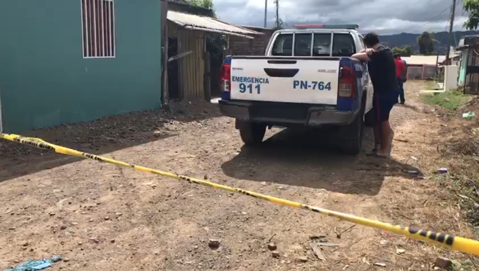 De un golpe en la cabeza, mujer mata a su hija de 3 años en la colonia Nueva Jerusalén de la capital De un golpe en la cabeza, mujer mata a su hija de 3 años en la colonia Nueva Jerusalén de la capital