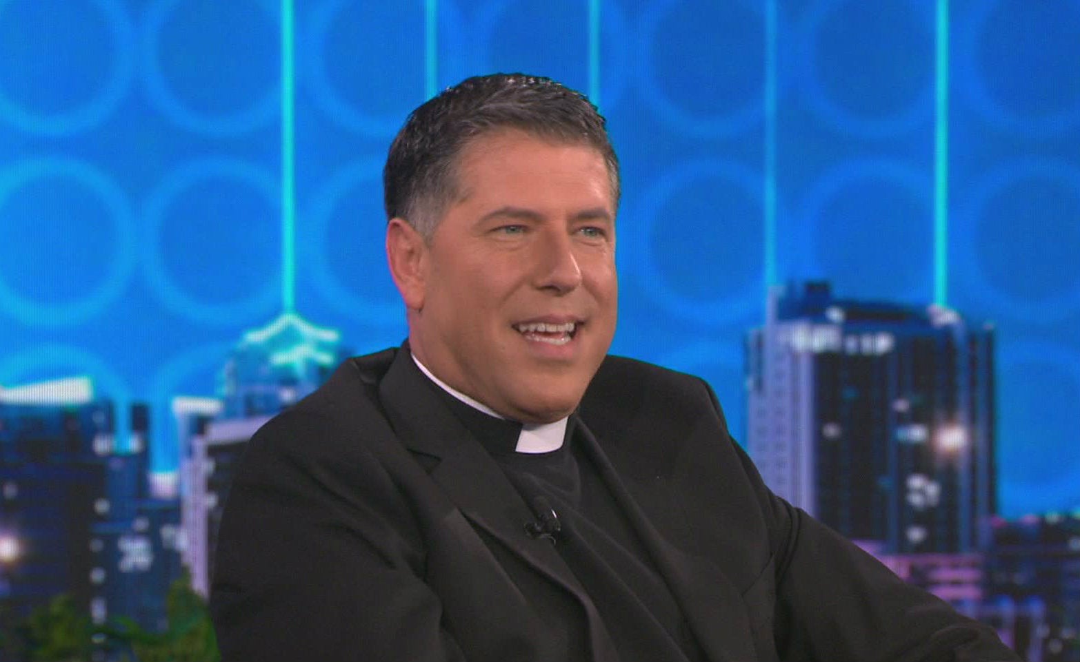 Padre Alberto Enamorado: Hay que iniciar el 2022 con un corazón agradecido con Dios