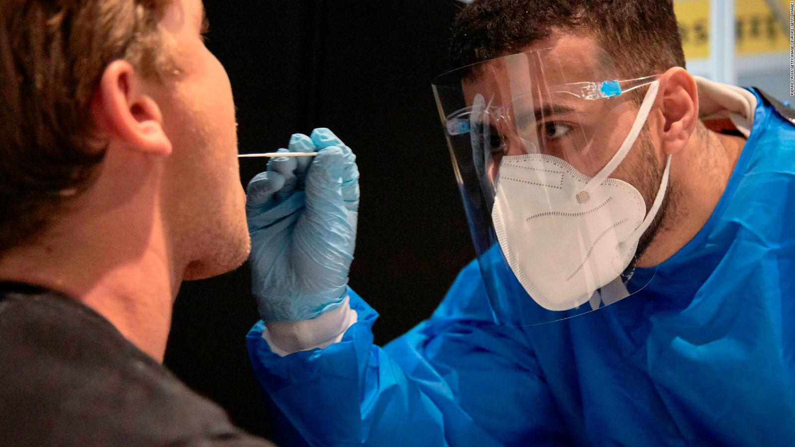 La gente debe prepararse para un enero «muy duro», advierte experto en salud pública